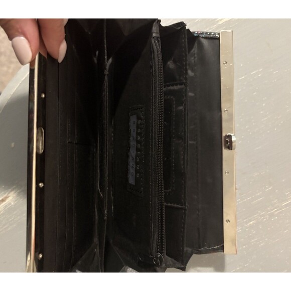 Braciano Clutch Wallet Multicolored Paisley Design Vinyl Clasp Closure. - Picture 3 of 4